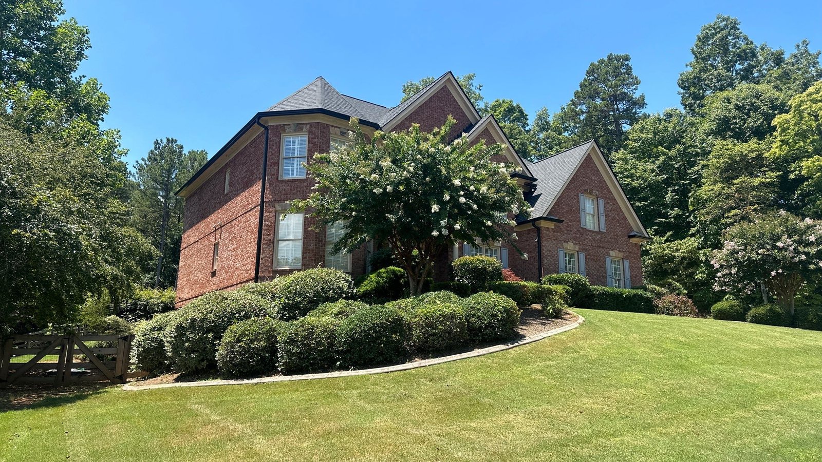 NBS Roofing Atlas Pinnacle Pristine